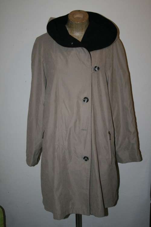 Vintage Hooded Coat Size:L/XL
