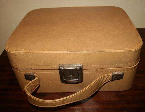 vintage tan vanity bag/box postage R45