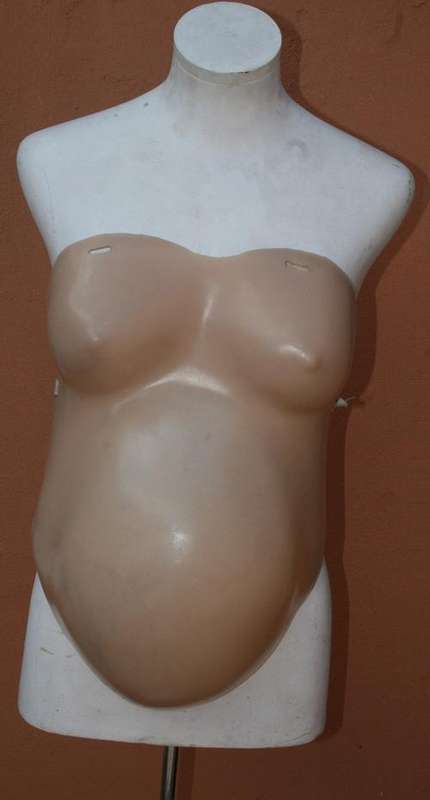 hollow body pregnant mannequin (WAS R80 NOW R50)