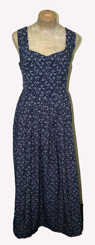 Vintage Floral Patterned Dress Size:34