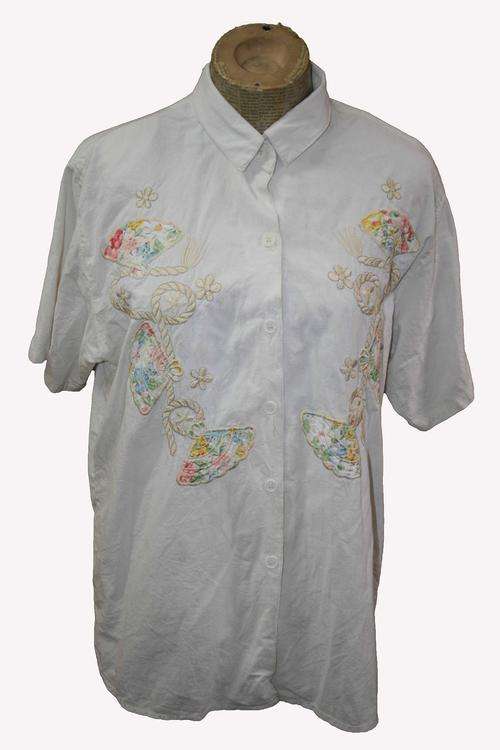 Vintage White Embroidery Cotton Shirt/Blouse Size:L Was:R80 Now:R50