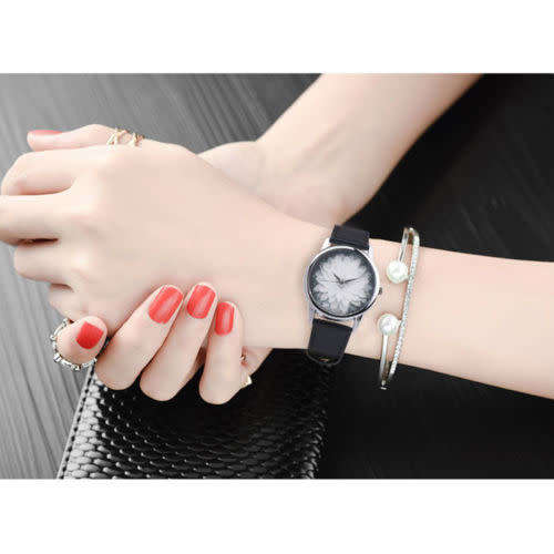 Lotus pattern Fashion Womens Watch Leather Analog Vogue Watch