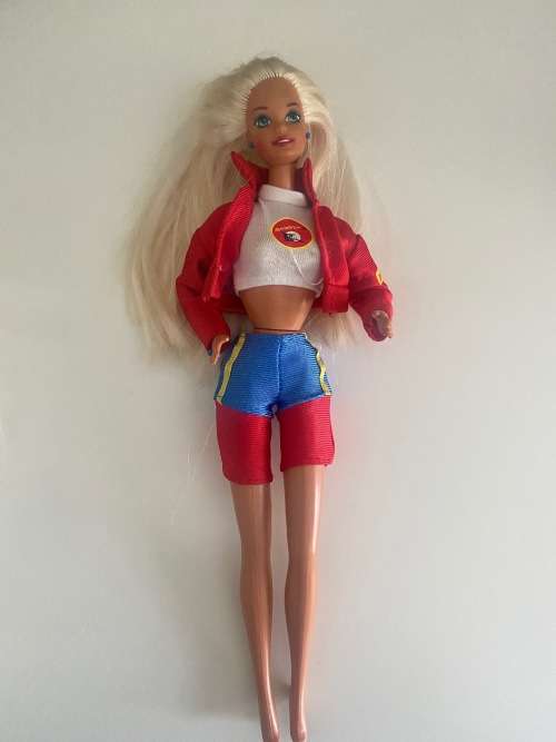 Lot of 3 Vintage 90`s Barbies
