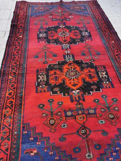 LOCK DOWN BARGAIN SALE - PERSIAN TRIBAL CARPET