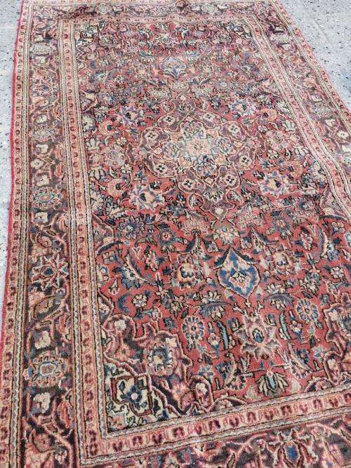 BARGAIN LOCKDOWN SALE - PERSIAN KASHAN CARPET