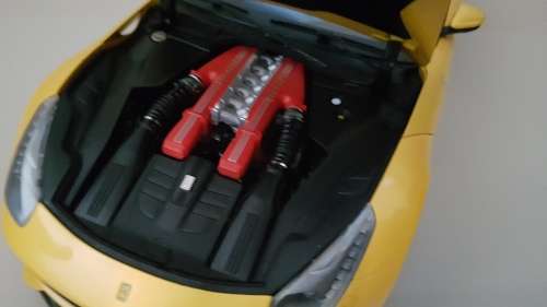 1:18 Hot Wheels Elite Ferrari F12 Berlinetta