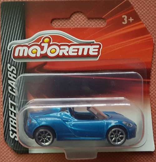 Alfa Romeo 4C Spider Majorette diecast model car scale 1:64