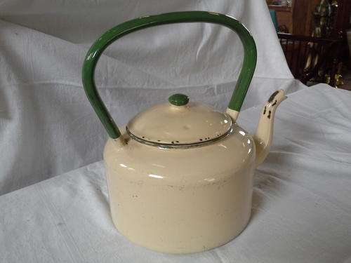 Enamel Ketel