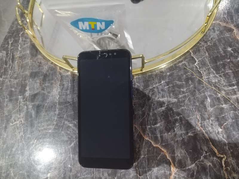 HISENSE INFINITY E30 LITE PRE OWNED