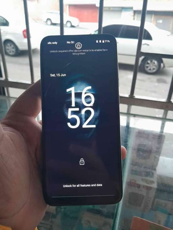 SMARTPHONE HISENSE E32 PRO MODEL|| 6.5` INFINITY U DISPLAY,TRIPLE CAMERA BEAUTIFUL, BARGAIN