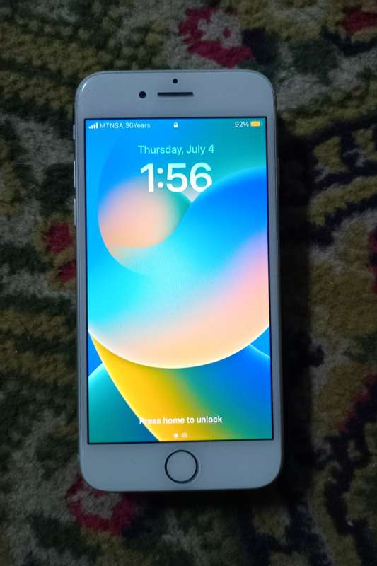 IPHONE 8, 64G WHITE,IN GOOD CONDITION, BARGAIN OF THE MONTH