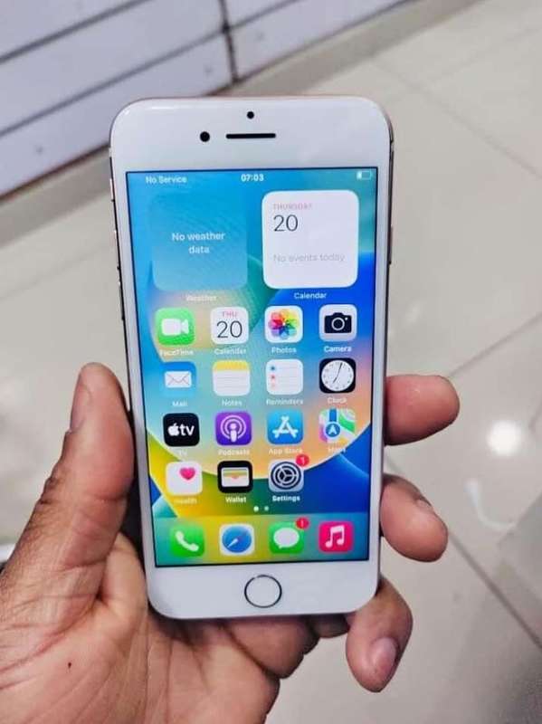 IPHONE 8, 64G WHITE,IN GOOD CONDITION, BARGAIN OF THE MONTH
