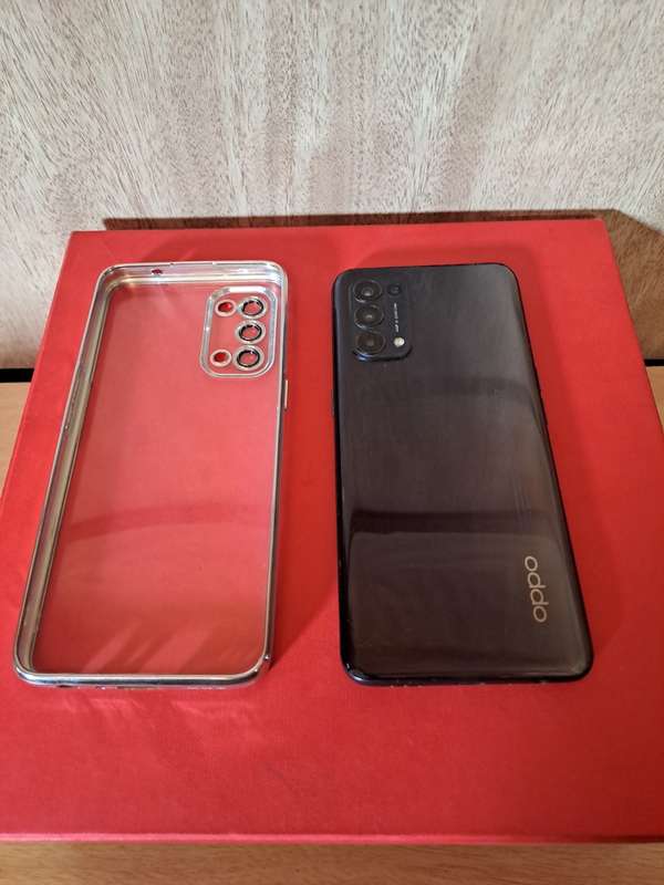 SMARTPHONE OPPO RENO 5 5G, 128G/8+4G,65W FAST CHARGING, IN-DISPLAY FINGERPRINT, QUADRUPLE 64MP CAMER
