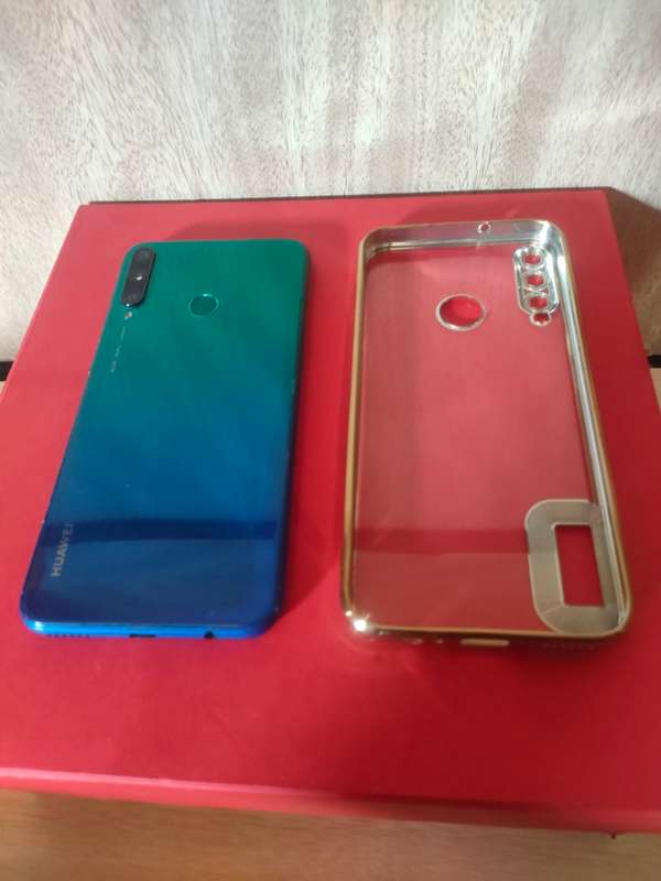 SMARTPHONE HUAWEI Y7P, TRIPLE 48MP AI CAMERA, FINGERPRINT PRISTINE CONDITION BARGAIN