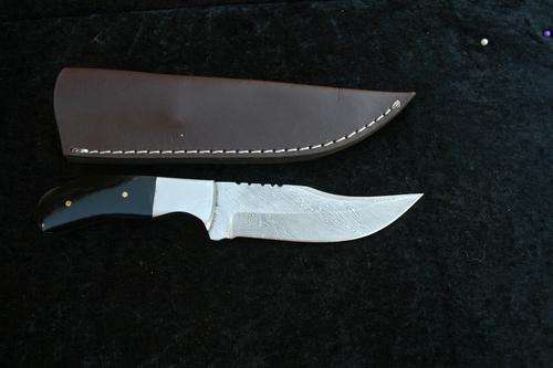 CUSTOM  MADE DAMASCUS HUNTING KNIFE d