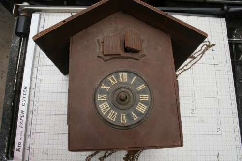 Cuckoo clock with musical movement. Spares or repairs