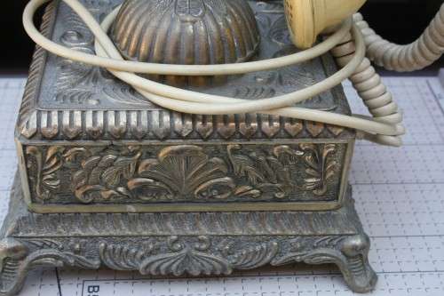 Antique Look Telephone