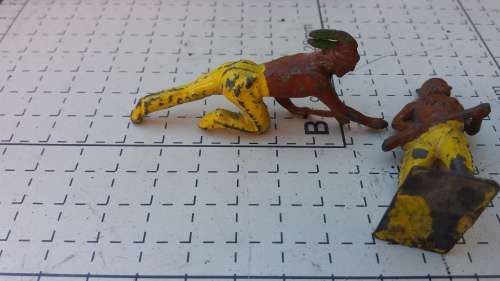 Pre war britains ltd - lead toys "Indians"