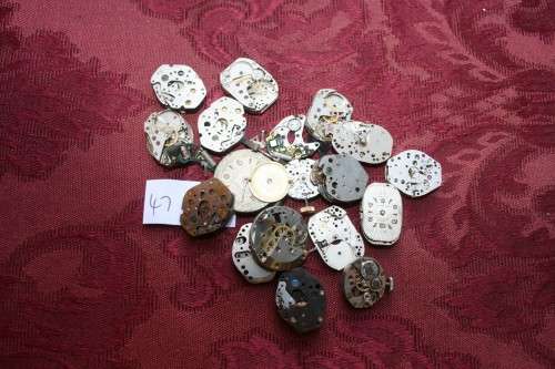 Lot of mechanical movements.... Spares /Repairs Steampunk Jewelery