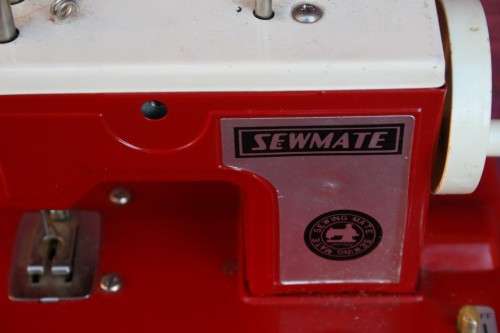 Metal Sewing mate Kids Sewing machine