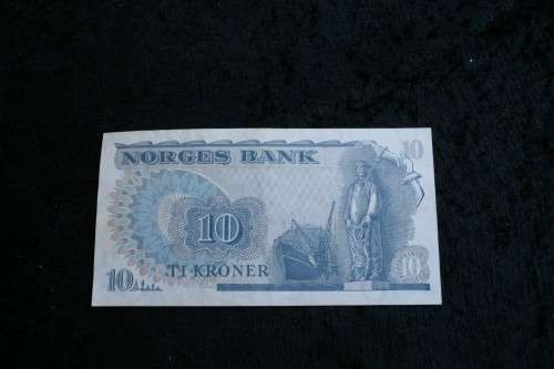 Norway 10 Kroner 1975