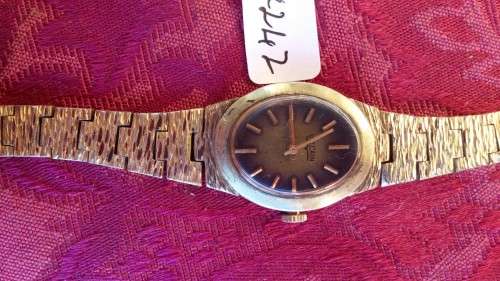 Vulcan Ladies Mechanical wind . Working. Needs strap