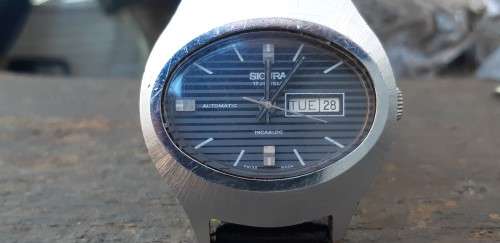 Sicura by Breitling . Working