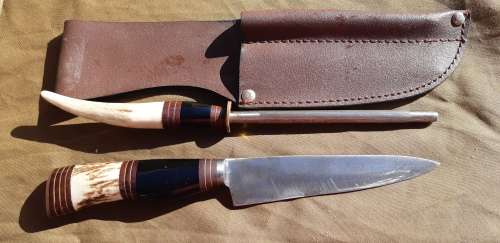 JU-CA INDUSTRIA TANDIL ARGENTINA GAUCHO KNIFE and SHARPENER