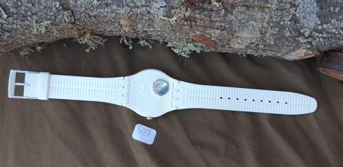 Swatch White