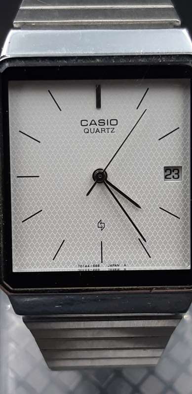Casio mens watch from 1980s in very good condition