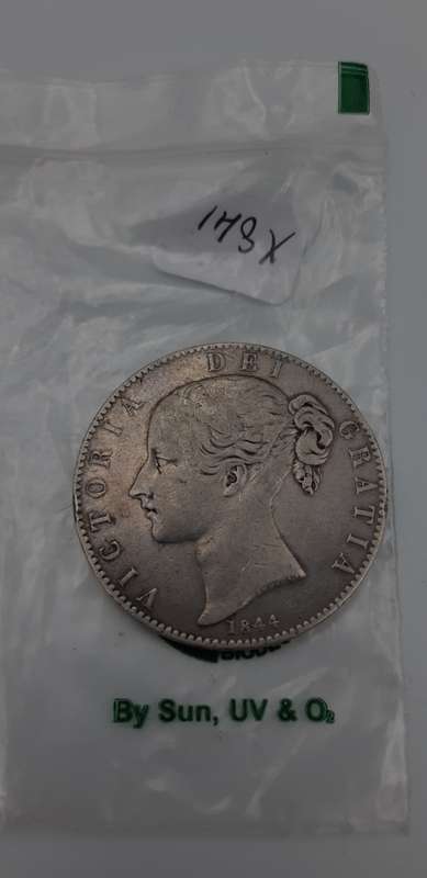 1844 victoria crown