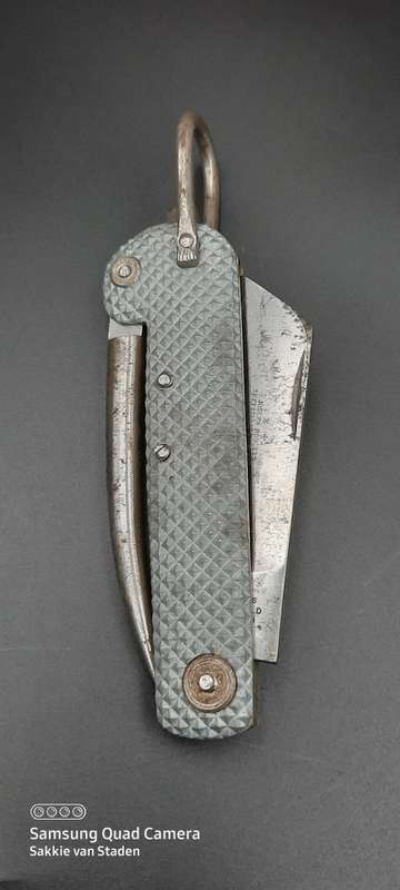 Navy Pocket knife, Never been sharpened . Rodgers Sheffield