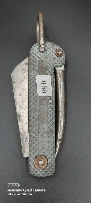 Navy Pocket knife, Never been sharpened . Rodgers Sheffield