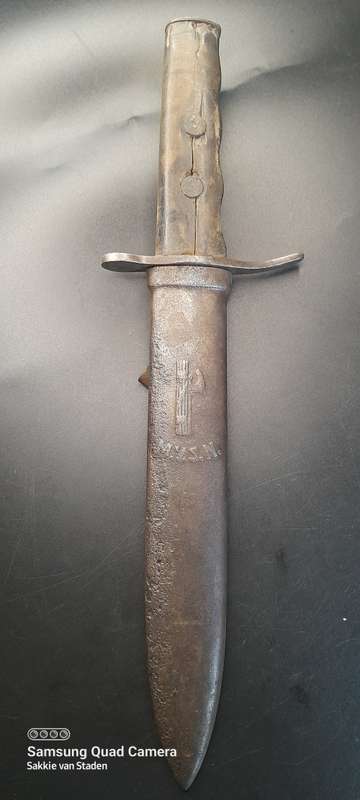 Italian fascist dagger