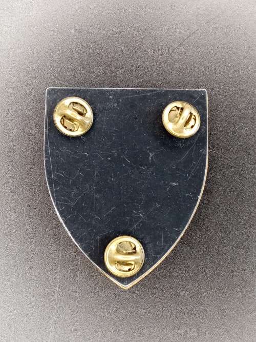 Original metal shoulder flash
