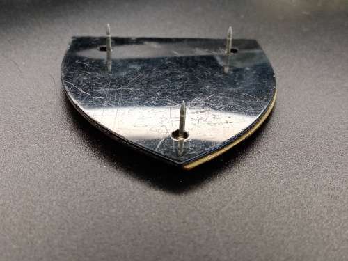 Original metal shoulder flash
