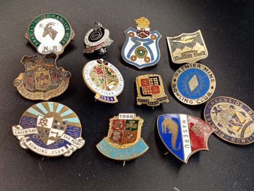 Enamel badges