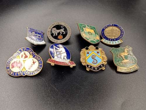 Enamel badges