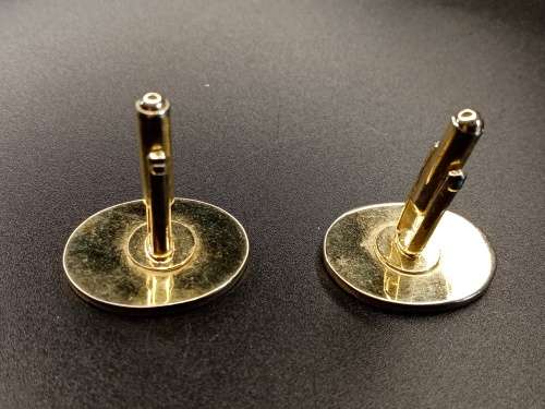 Cufflinks
