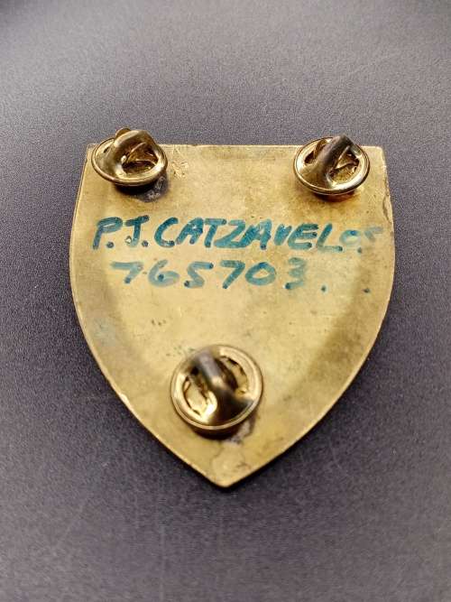 Original metal shoulder flash