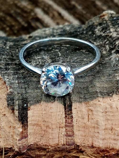 Ladies ring sterling silver Size M