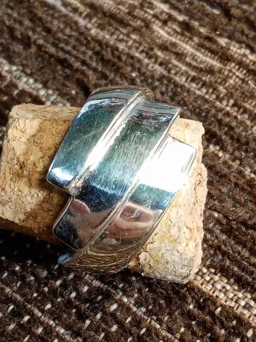 Ladies ring sterling silver Size P