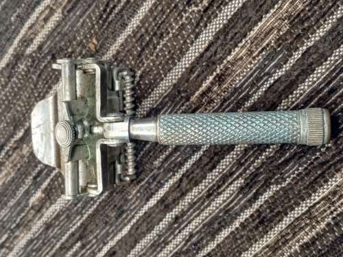 Vintage Wilkinson mens razor
