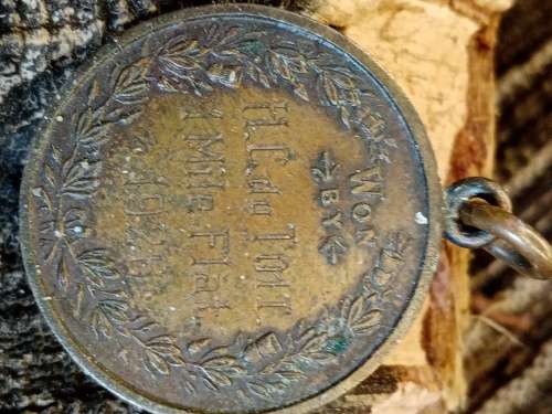 Sporting 1926 medallion