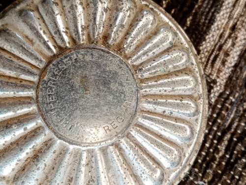 Antique hand oiler