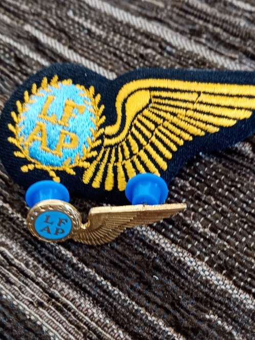 LFAP gold halfwing