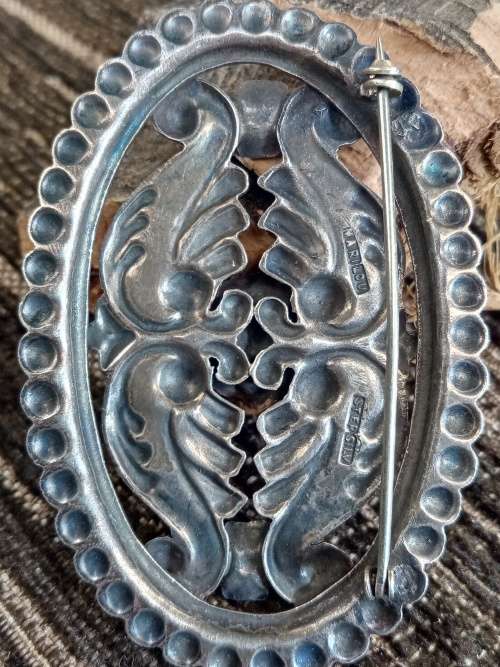 Mari Lou sterling silver brooch 65x45mm