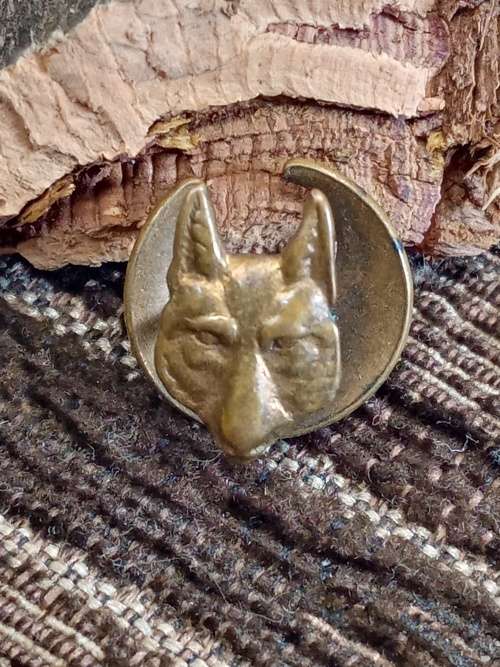 small badge