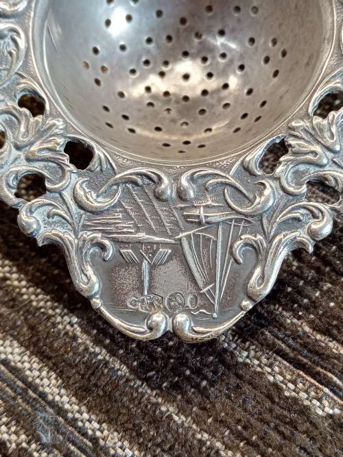 Genuine silver .835 tea sif 135mm long 85mm wide 20mm high