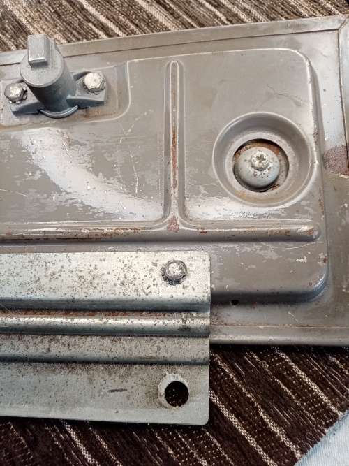 Hudson Commodore cubbyhole flaps right side